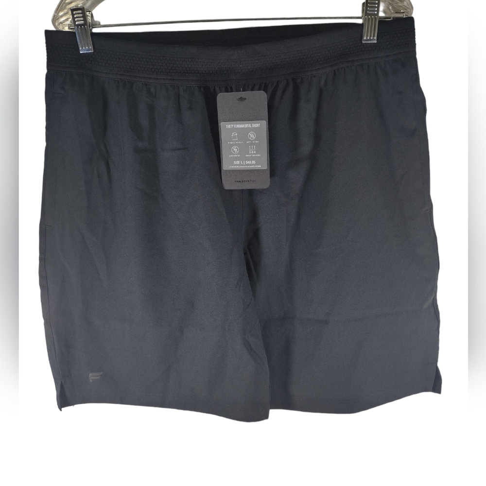 Navy blue Fabletics shorts anti static anti stink sweat wicking size Large